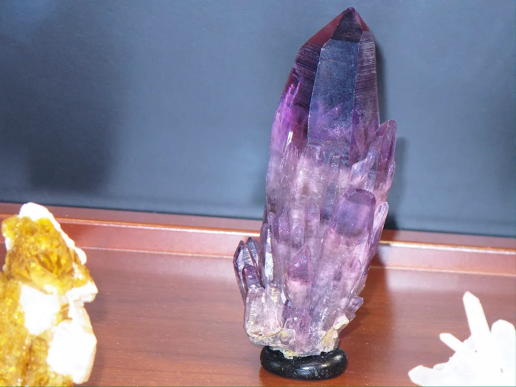 Bergkristal met lavendel en eucalyptus
